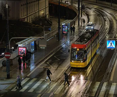 Rainy Warsaw by night 🌝

#night #nightphotography #fujifilm #warszawa #warsaw #transport #tram @#rain #rainyday #streetphotography #street
